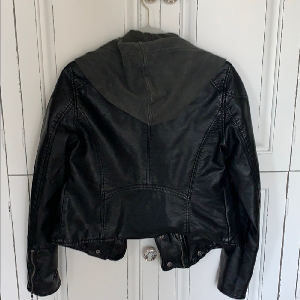 Jacket - Picture 2 of 3